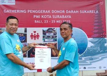 Donor Darah Selama Ramadhan 1446 H, Masjid Al Akbar Surabaya Raih Penghargaan dari PMI