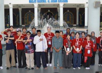 18 Mahasiswa Asing Nilai Masjid Al-Akbar Ubah Pendapat tentang Masjid